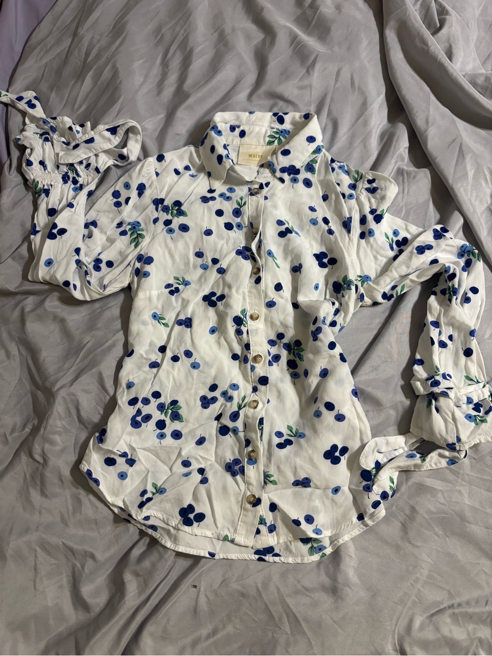 Maeve Blithe Button-Down Blouse - Picture 5 of 9